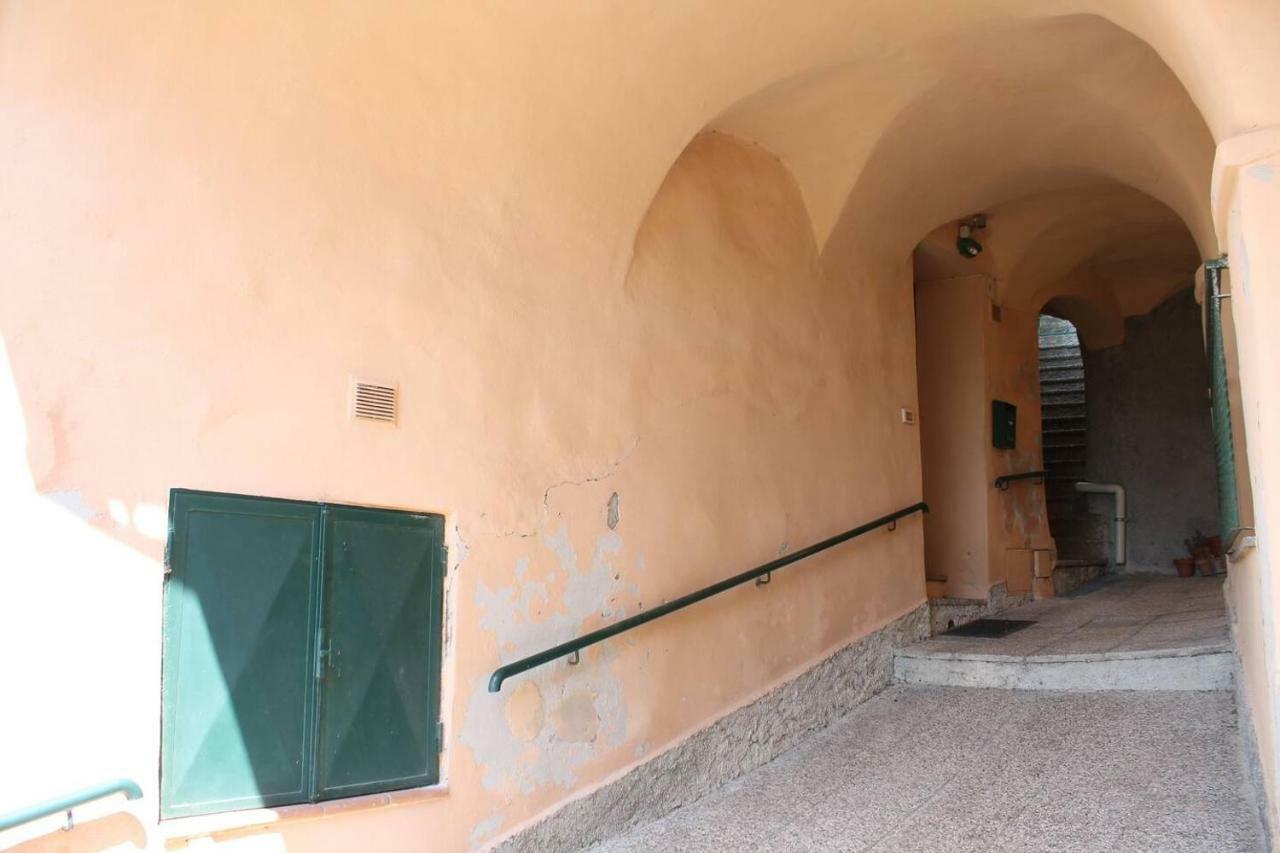 شقة Vezzi Portio  في La Casetta Di Graziella المظهر الخارجي الصورة